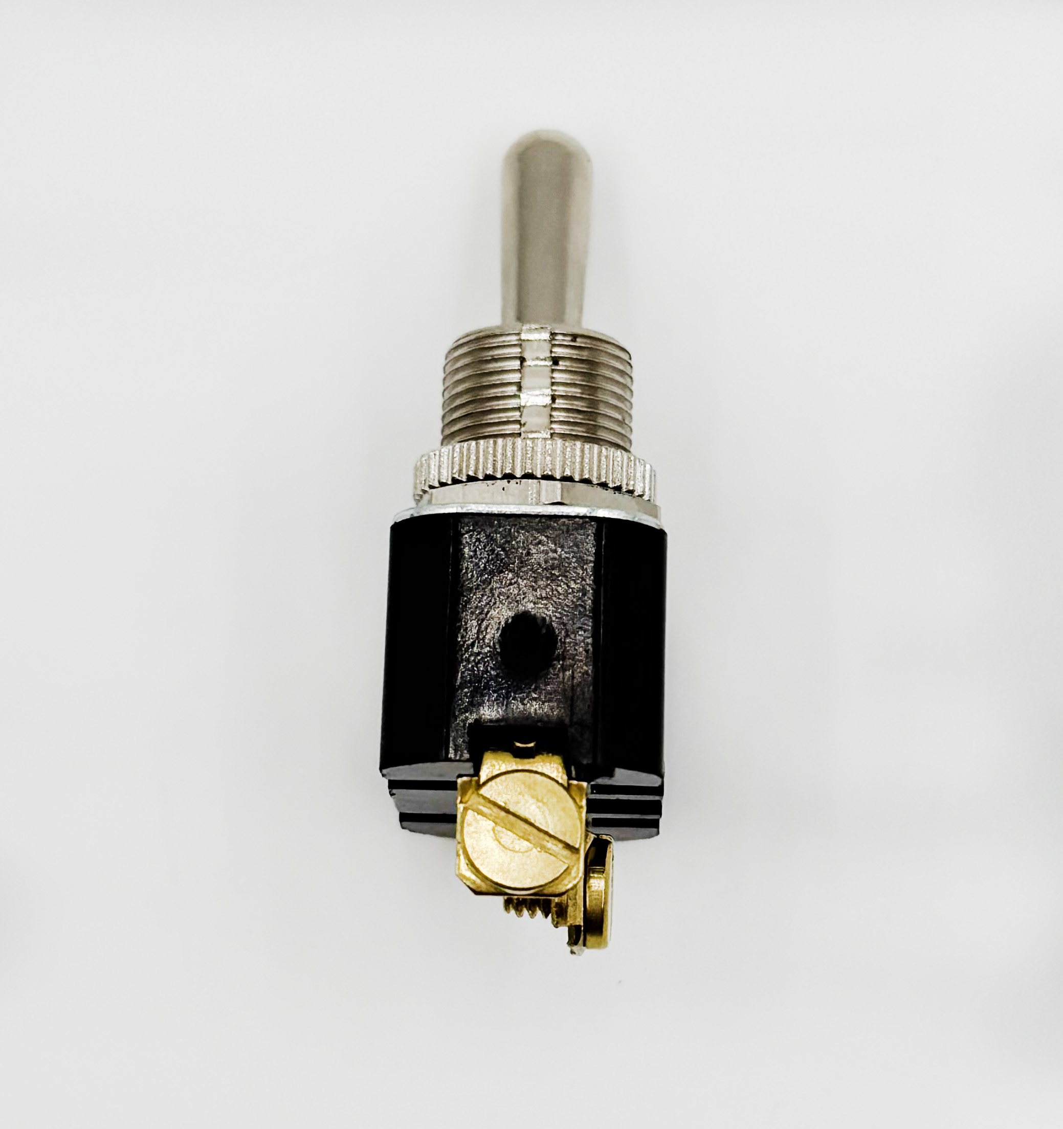 On/Off Toggle Switch | J.E. Adams