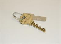 Replacement Key for 8955 Medeco Threaded Screw Lock Image 